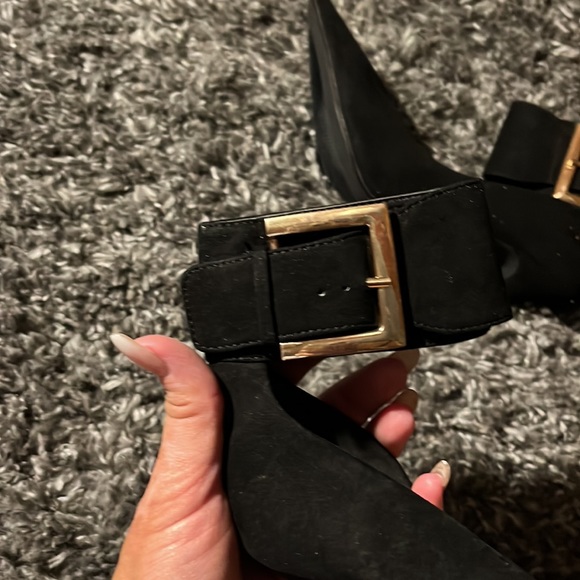 Black dressy high heels - Picture 2 of 4